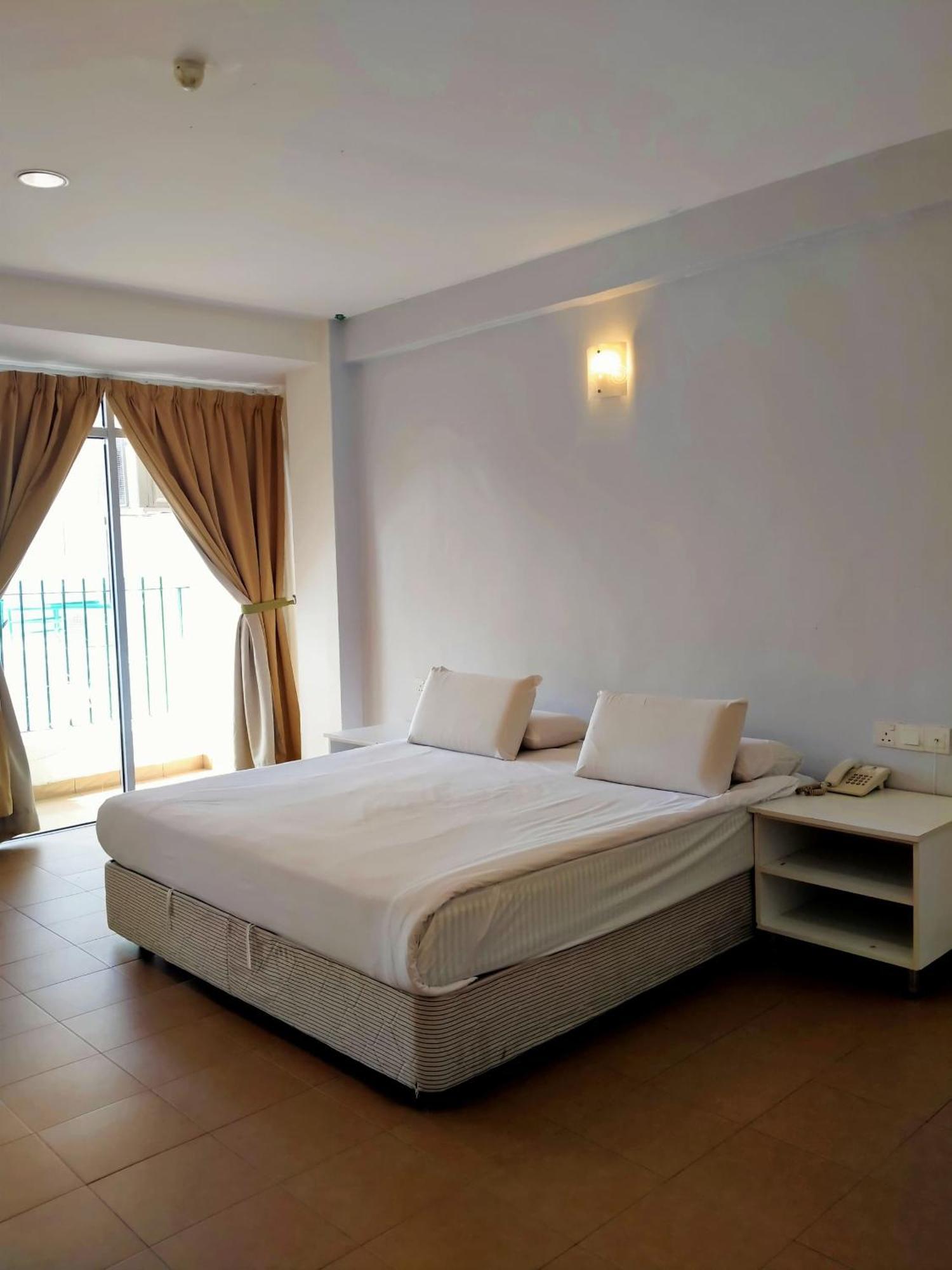 Akar Beach Resort Port Dickson Exterior foto